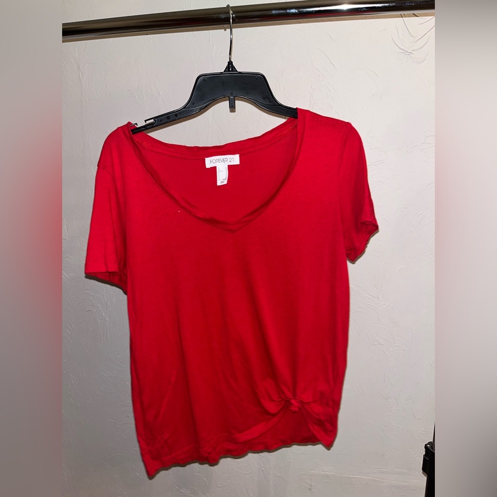 Forever 21 Tie front red short sleeve t shirt